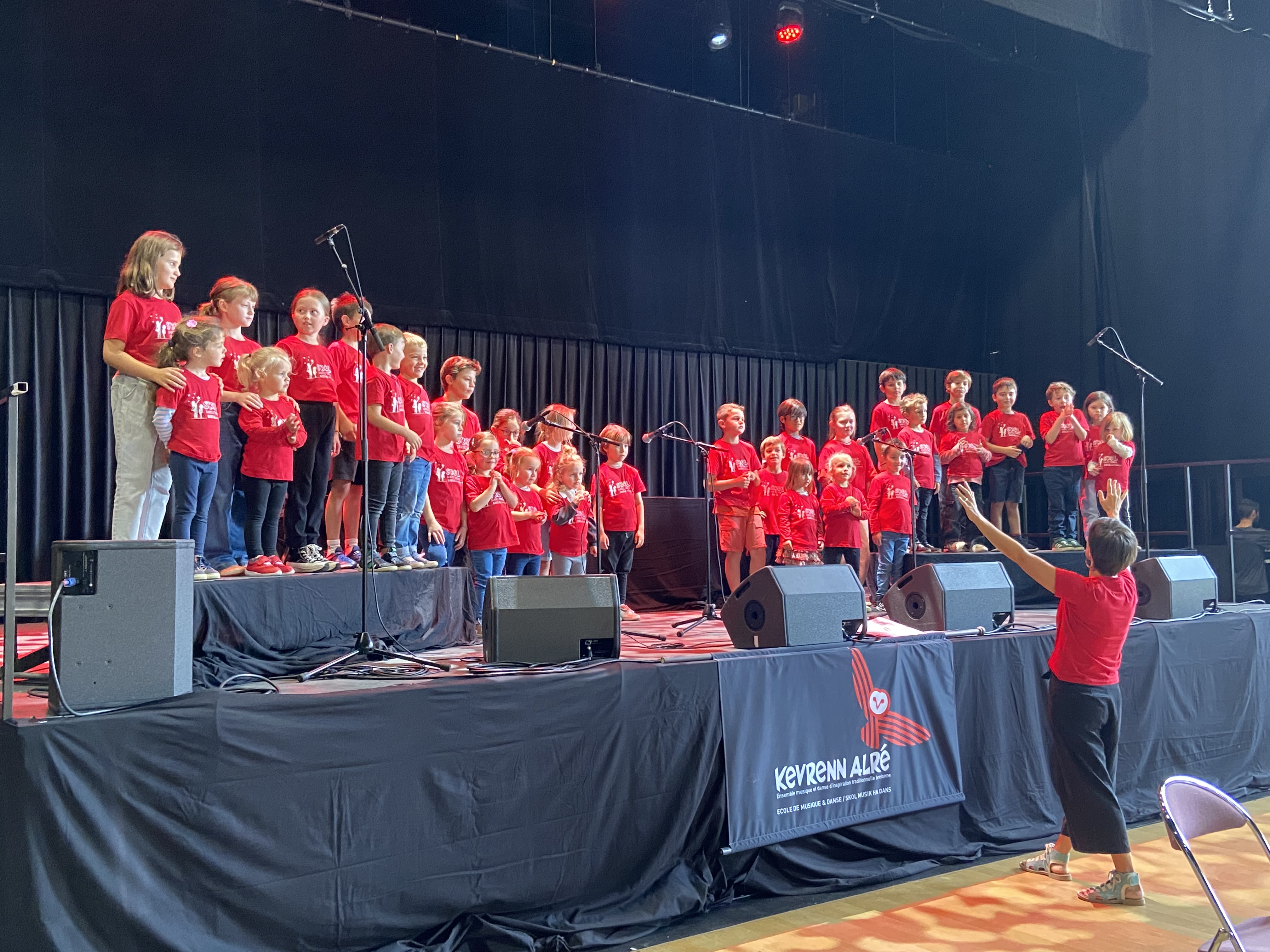 Concours de chant  école Sant Thérèse